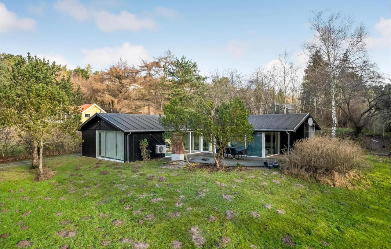 Awesome Home In Ebeltoft With Indoor Swimming Pool エクステリア 写真